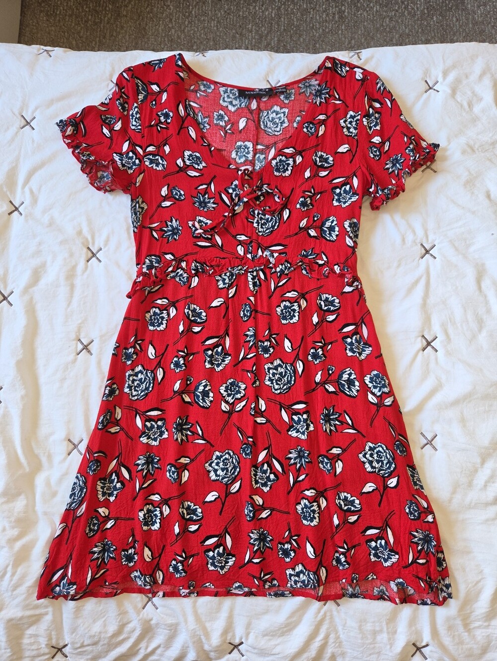 Minkpink Red Floral Short-Sleeve V-Neck Dress